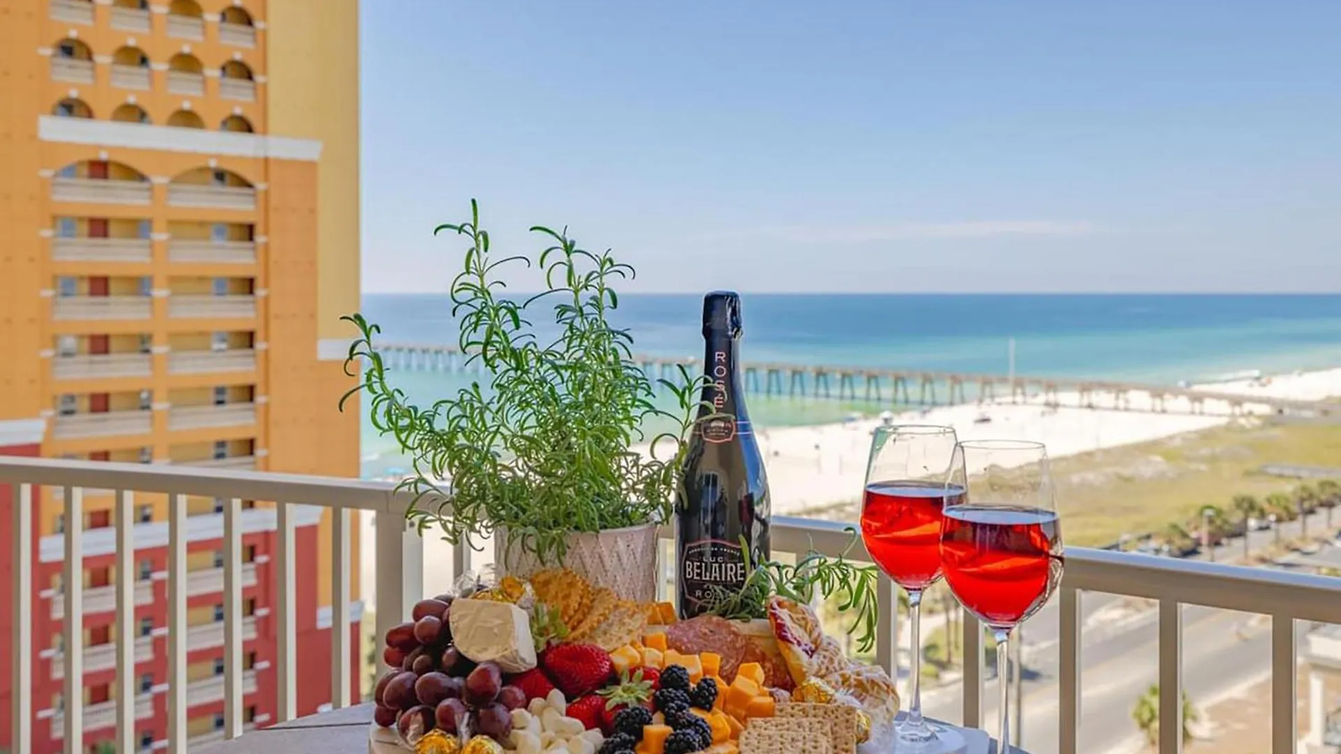 Calypso 3-903 - Emerald Getaway Panama City Beach Holiday home
